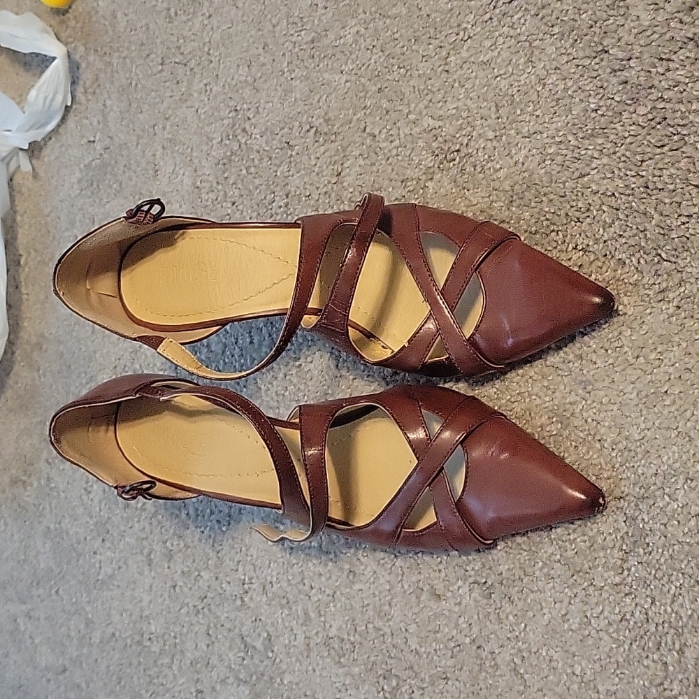 Rouge heels in brown size7